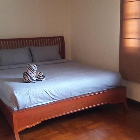 Jon Thaihouse Hua Hin Bagian luar foto