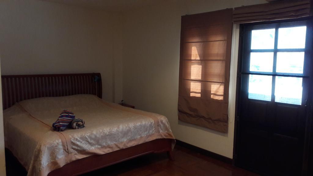 Jon Thaihouse Hua Hin Bagian luar foto